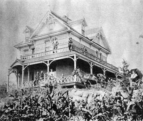 The&nbsp;Robert Kerr residence, shown here shortly after completion and, on the journal cover, in a recent photo [1984]