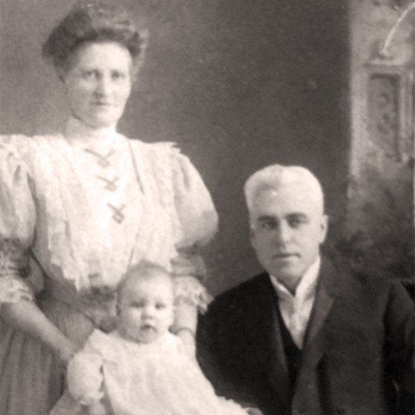 Ralph Blasdale (1855&ndash;1939), along with his wife Katherine andson Brian, circa 1906&ndash;1907.