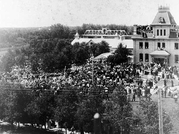 Queen Victoria’s Diamond Jubilee at Government House, 1897