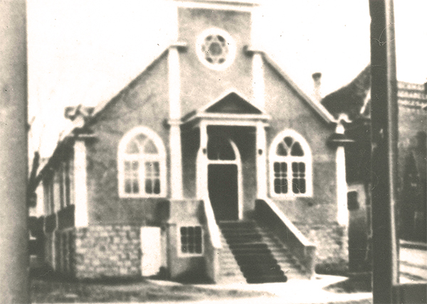 South-side synagogue. The Beth Shalom Synagogue operated at 232 Nassau Street North in the Fort Rouge area until around 1945. 
The site is now occupied by a Christian church.