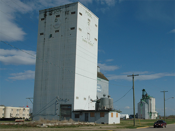 In 1961, an elevator at Swan River became the first purpose-built concrete elevator in western Canada.
