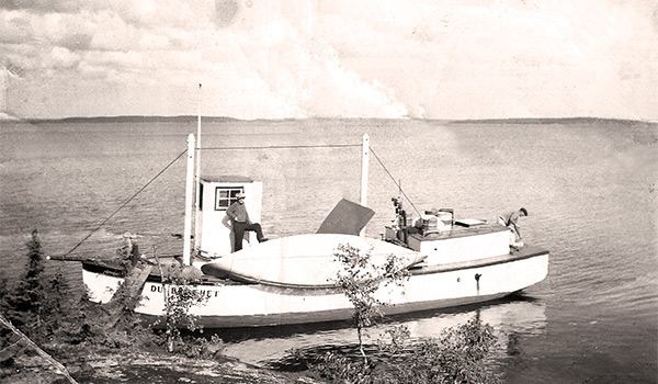 The Hudson’s Bay Company ship Lac du Brochet on Reindeer Lake, 1946.