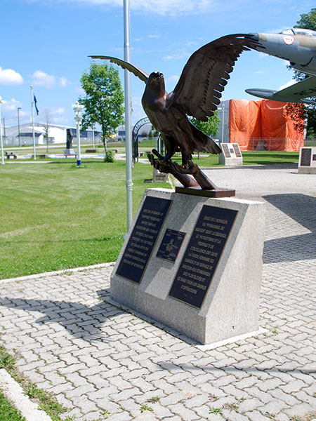 Air Command Support Personnel Monument