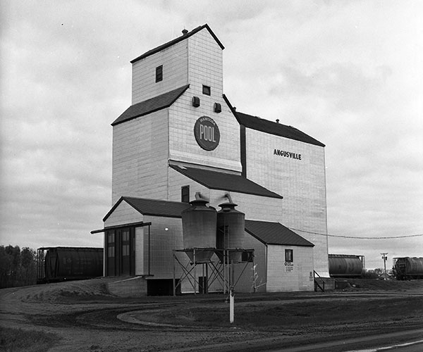 The Manitoba Pool grain elevator at Angusville