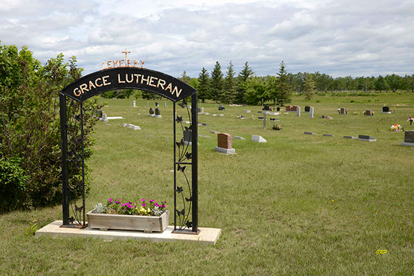 Grace Lutheran Cemetery / Ashern Community Cemetery
