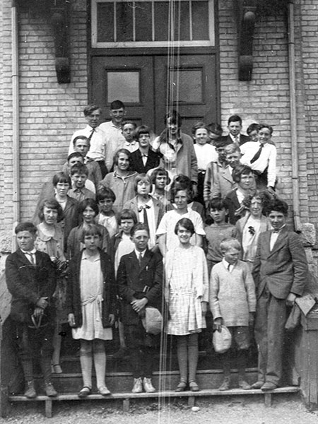 Students on the front steps of Balmoral Consolidated School