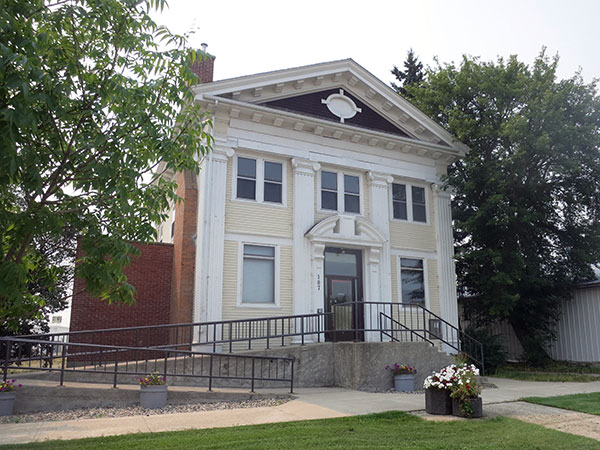 The former Canadian Bank of Commerce building