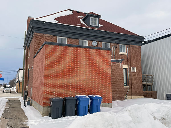 Rear of the former Canadian Bank of Commerce building at Grandview