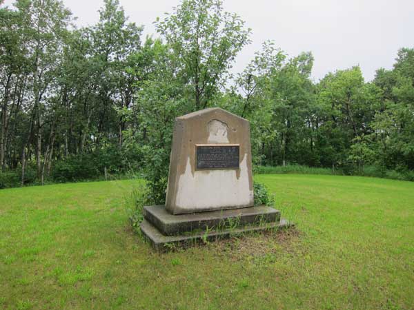 Barnardo Cemetery commemorative monument