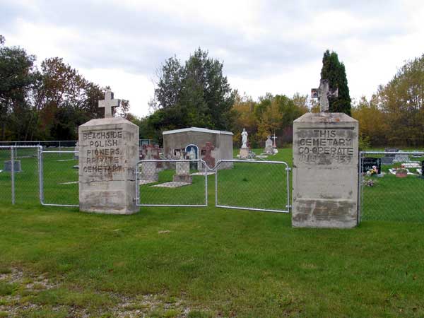 Beachside Polish Pioneer Cemetery