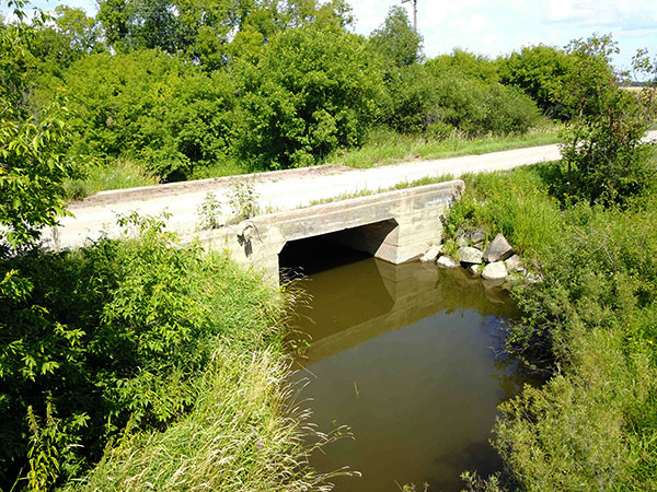 Concrete culvert bridge no. 992 over Bear Creek