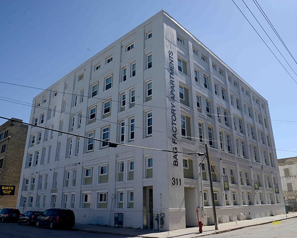 Bemis Brothers Bag Company Building / Bag Factory Apartments