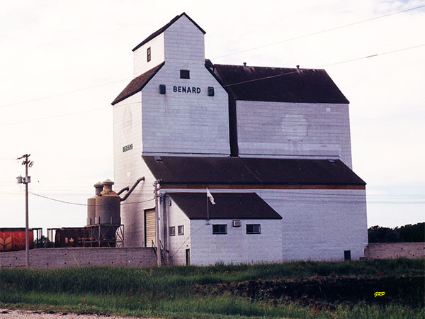 Former Manitoba Pool grain elevator at Benard