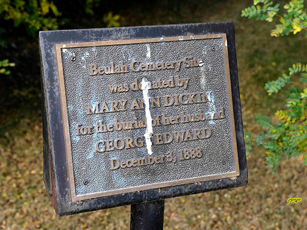 Commemorative plaque in the Beulah Cemetery