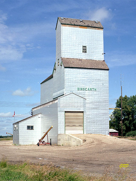 Former Manitoba Pool grain elevator at Binscarth