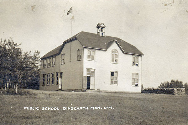 Postcard view of Binscarth School, constructed in 1901