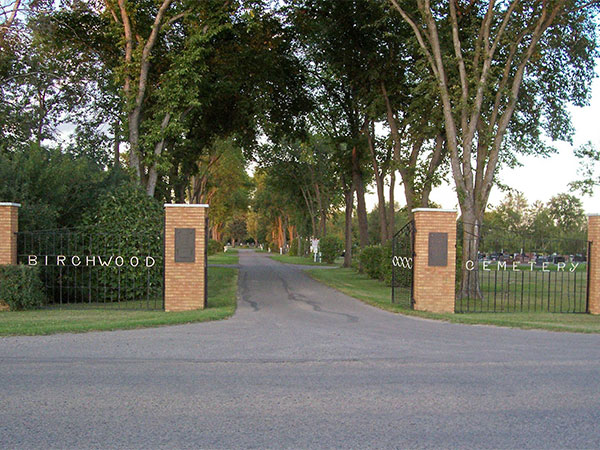 Entrance to Birchwood Cemetery