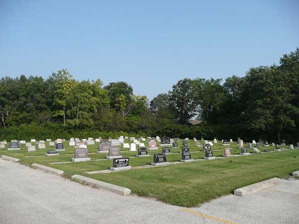 Blumenort Evangelical Mennonite New Cemetery