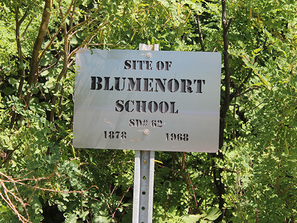 Blumenort School commemorative sign