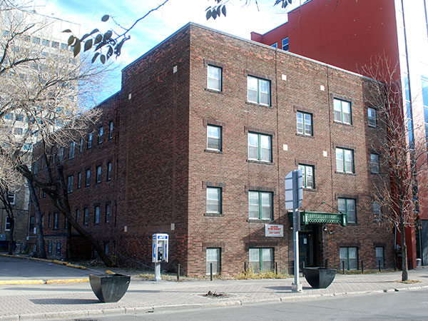 Brunswick Apartments