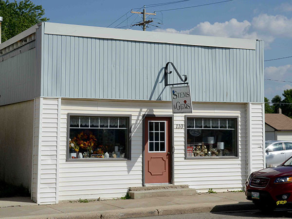 Carberry Flower Shop