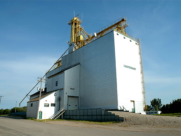The former Manitoba Pool grain elevator at Cartwright
