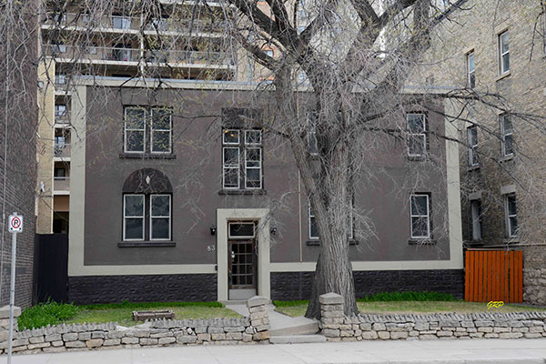 Champion House / Lovat Apartment Annex