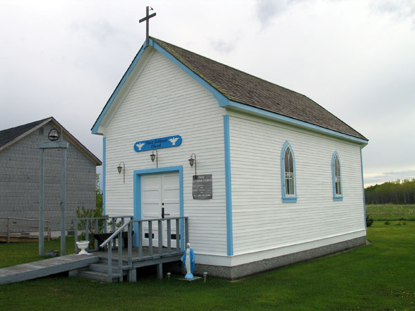 The former Peace Evangelical Lutheran Church at the Chatfield Park of Souvenirs Museum