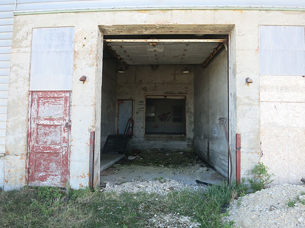 Entrance to the former L9 Building from Fort Churchill