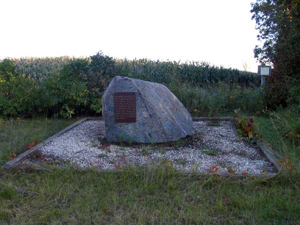 Clairmont School commemorative monument