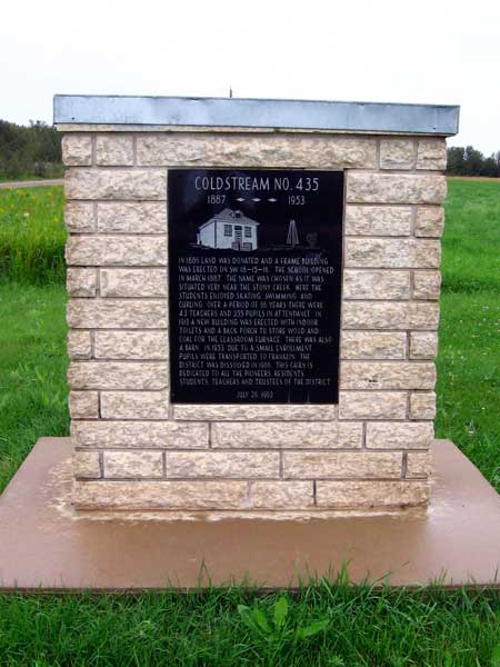 Coldstream School commemorative monument