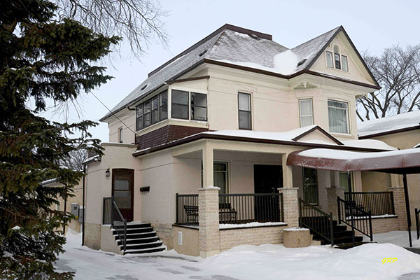 The former Comber House, now the Gilbart Funeral Home