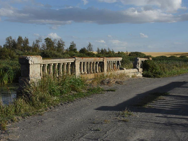 Concrete beam bridge No. 699