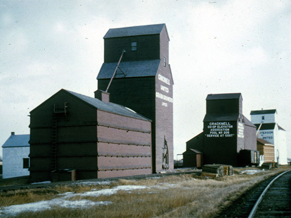 Grain elevators at Cracknell with UGG #1 at left, Manitoba Pool at centre, and Paterson at right