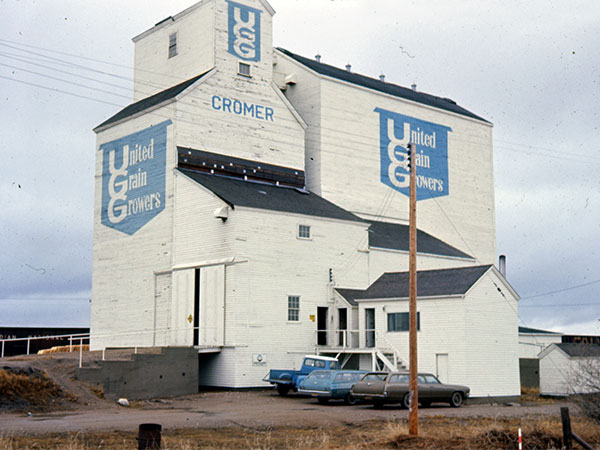 United Grain Growers grain elevator at Cromer