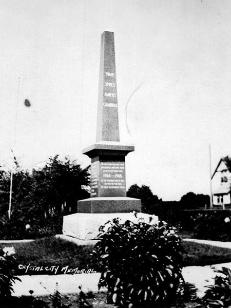 Crystal City War Memorial