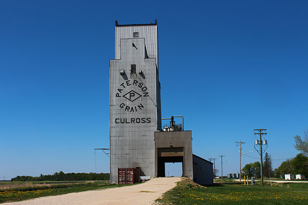 Paterson grain elevator at Culross