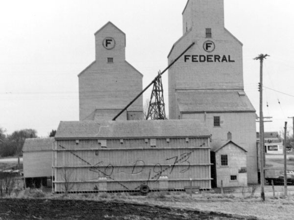 Federal Grain elevator at Darlingford