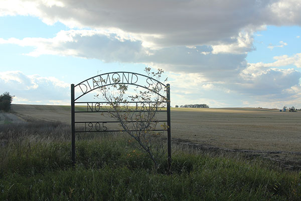 Diamond School commemorative sign