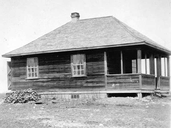 Dog Lake School teacherage