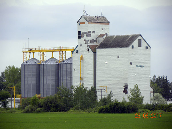 Former Manitoba Pool grain elevator at Dugald