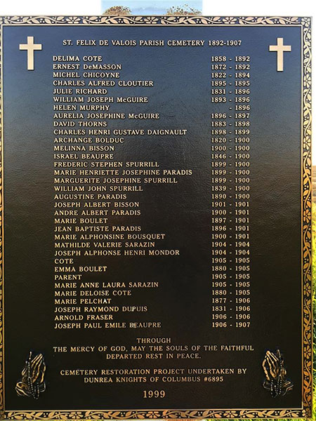 Commemorative plaque in the Dunrea Old Roman Catholic Cemetery