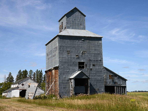 Grain elevator constructed by William H. Durston