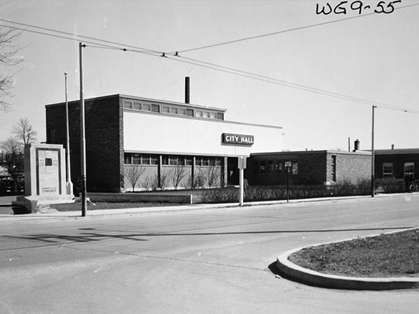The East Kildonan City Hall with the East Kildonan War Memorial
