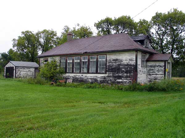 The former East Rosser School building at its original location