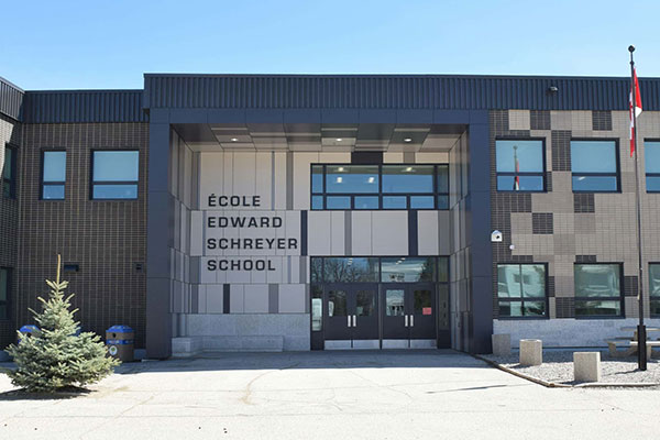 Entrance to Edward Schreyer School