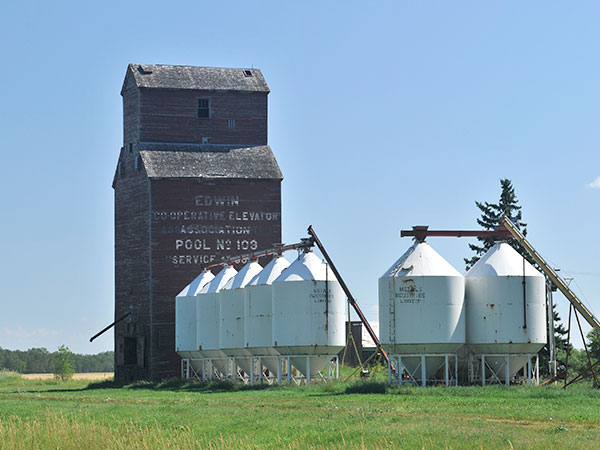 Former Manitoba Pool grain elevator at Edwin