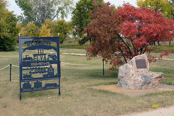 Elva School commemorative monument
