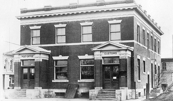 Postcard view of the Dominion Post Office in Emerson