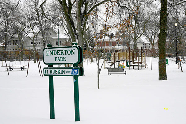 Crescentwood Park / Enderton Park / “Peanut Park”